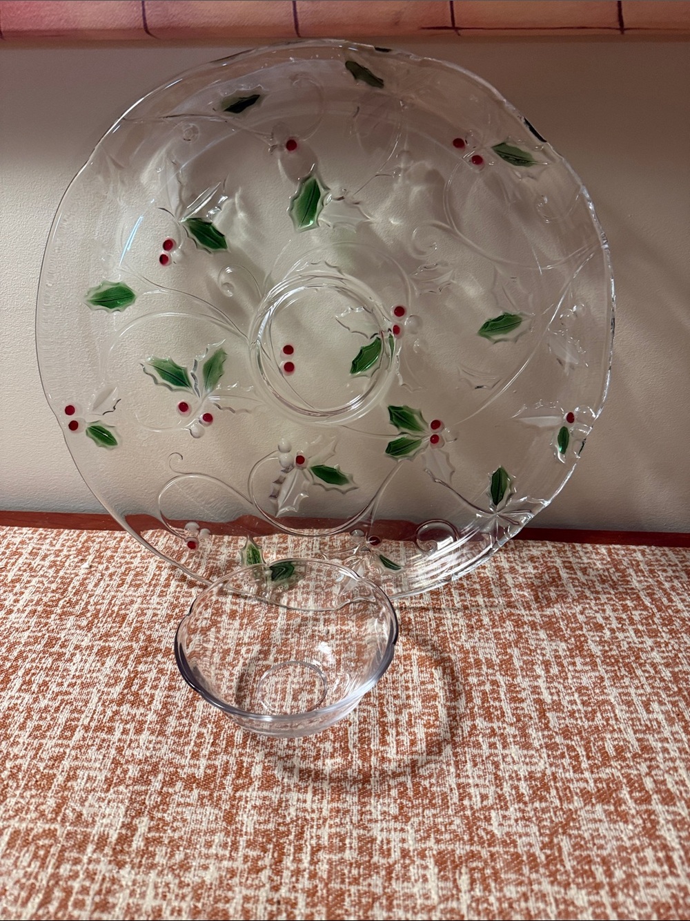 Mikasa "Merry Holly" Chip & Dip Set